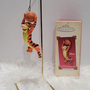 Hallmark Keepsake Ornament  The winning bounce 2004 Winnie the Pool collection